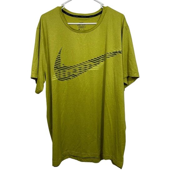 NWOT Nike Dri-Fit Chartreuse Green Short Sleeve Athletic T-Shirt - Picture 1 of 4